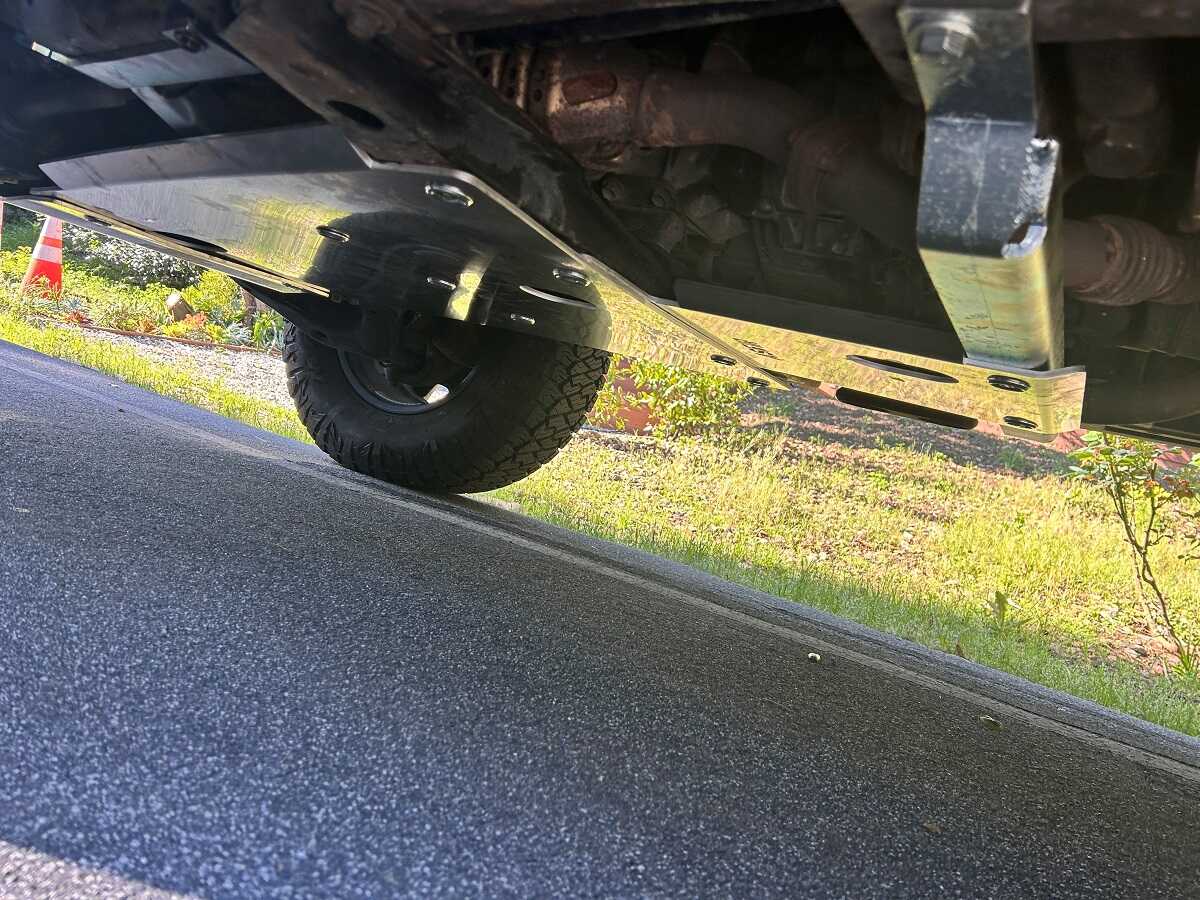 Toyota Land Cruiser 100 / LX 470 Skid Plate (3 Pcs)