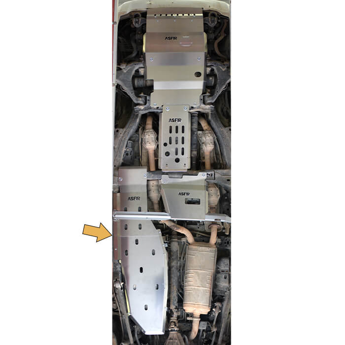 Toyota Land Cruiser 200 / Lexus LX570 Fuel Tank Skid Plate