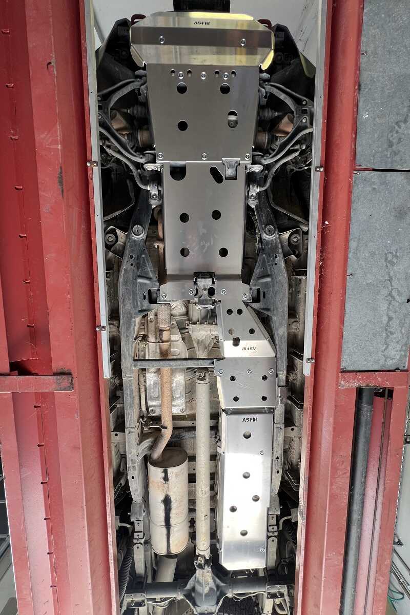 Chevrolet Colorado Front Skid Plate