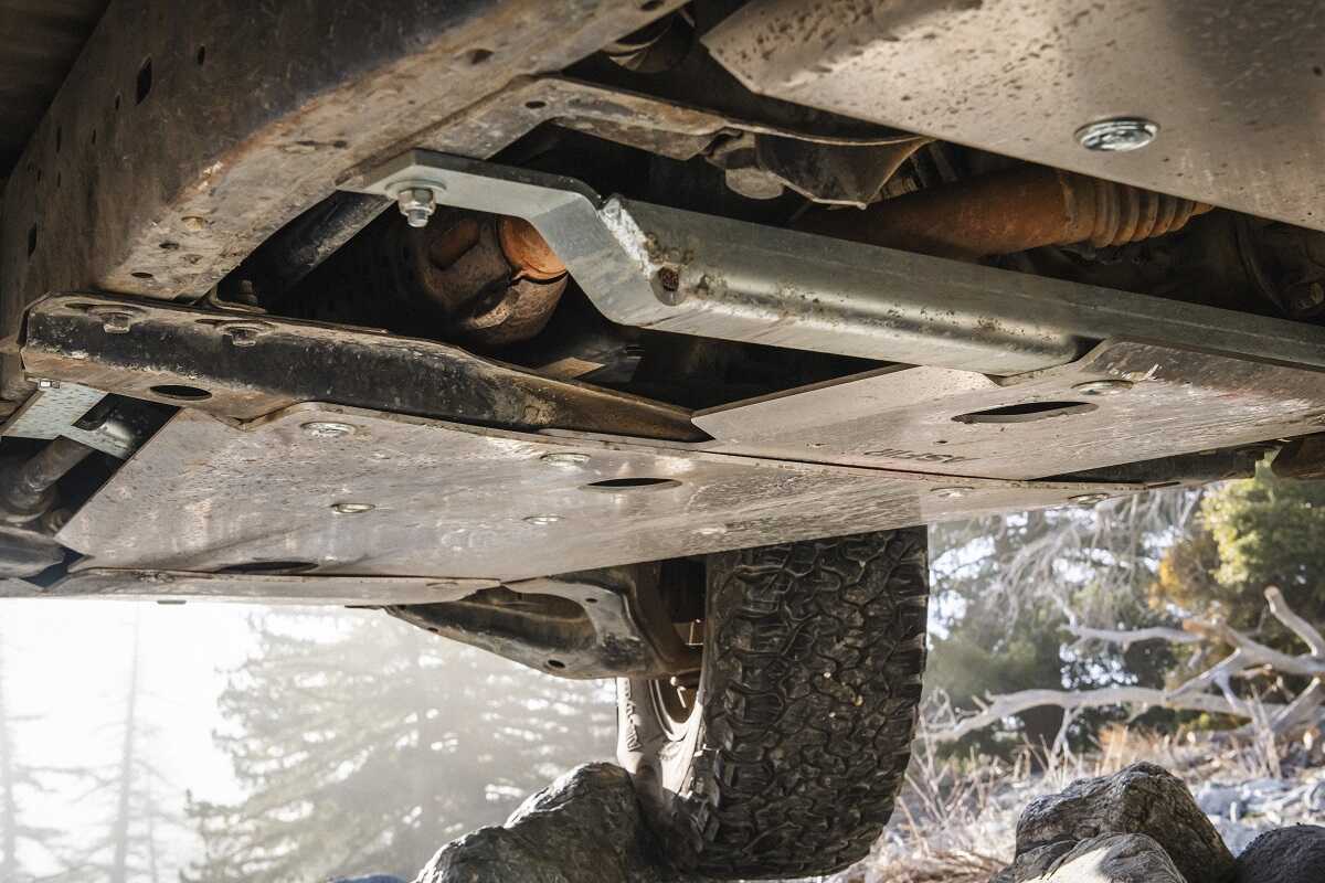 Toyota Land Cruiser 100 / LX 470 Skid Plate (4 Pcs)